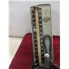 Image 3 : Vintage Doctor’s Office Blood Pressure Baumanometer