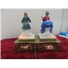 Image 6 : Vintage Lamp with Colonial Couple Figures (Occupied Japan, 1945), Working