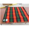 Image 4 : Vintage 100% Wool Plaid Throw Blanket (Plessisville, Quebec)