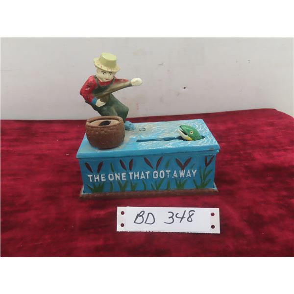 Vintage Cast Iron Mechanical Coin Bank “Fisherman – The One That Got Away,” Working Condition