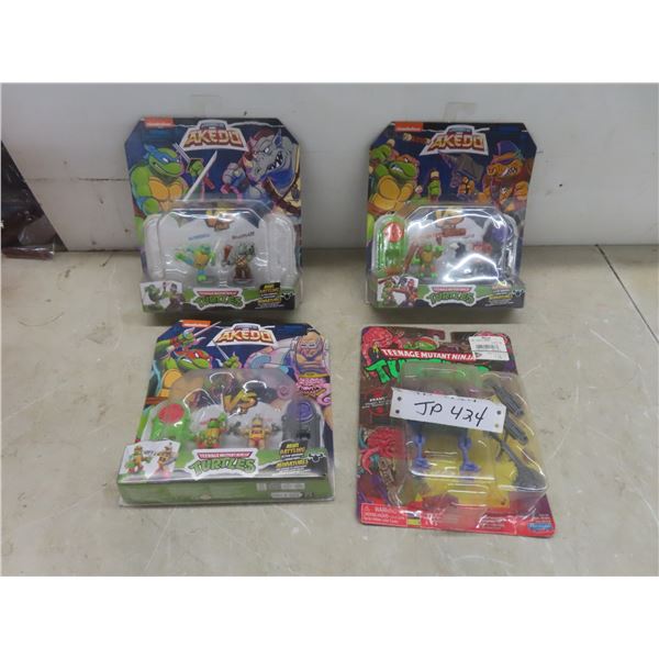 Four Factory-Sealed TMNT Miniatures and Krang Brain Drainer