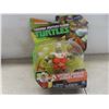 Image 4 : TMNT Pizza Tossin’ Re-Deco Raphael and Michelangelo Figures