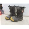 Image 10 : Dakota Steel-Toed Boots, Size 9 (Stitching on Back Has Let Go)
