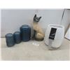 Image 1 : Starfrit Air Fryer, Ceramic Cat, 16" Tall, and Three Vases