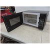Image 3 : Master Chef Microwave, 1050 Watts, Working