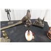 Image 8 : Lot of Vintage Metal Decorative Figures and Paperweights