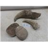 Image 1 : Stone Hammer and Bovine Horns