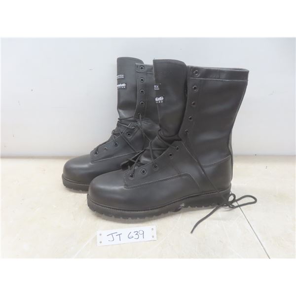 Thinsulate Boots with Tags Size 12