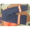 Image 2 : Work Pants With Tag Size 36/32 & Water-Resistance Bibbed Safety Pants Size L