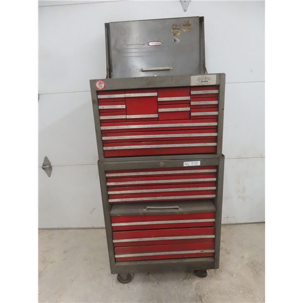 Craftsman Tool Chest and Rollaway Cabinet with Keys