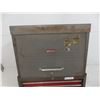 Image 7 : Craftsman Tool Chest and Rollaway Cabinet with Keys