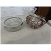 Image 8 : 38-Piece China Dinnerware Set With Wine Glasses, Serving Dishes, Creamer and Sugar Bowls