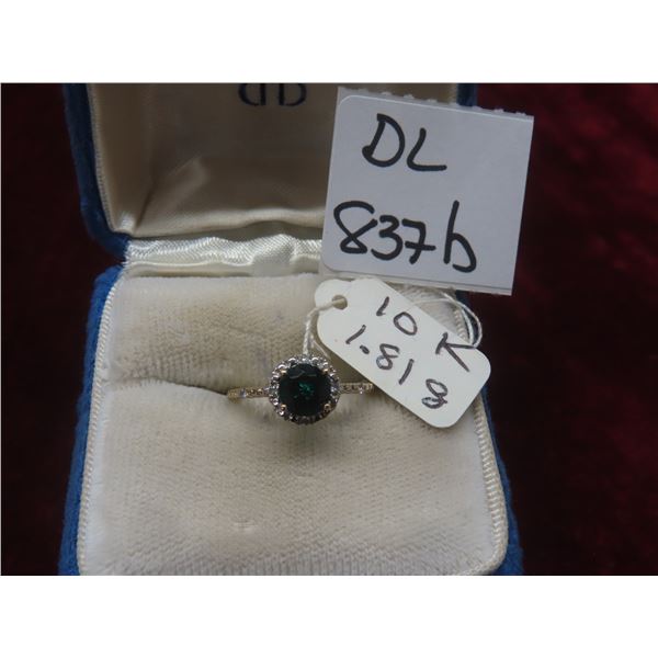 New 10K Gold and Emerald Ring, Total Weight 1.81 Grams