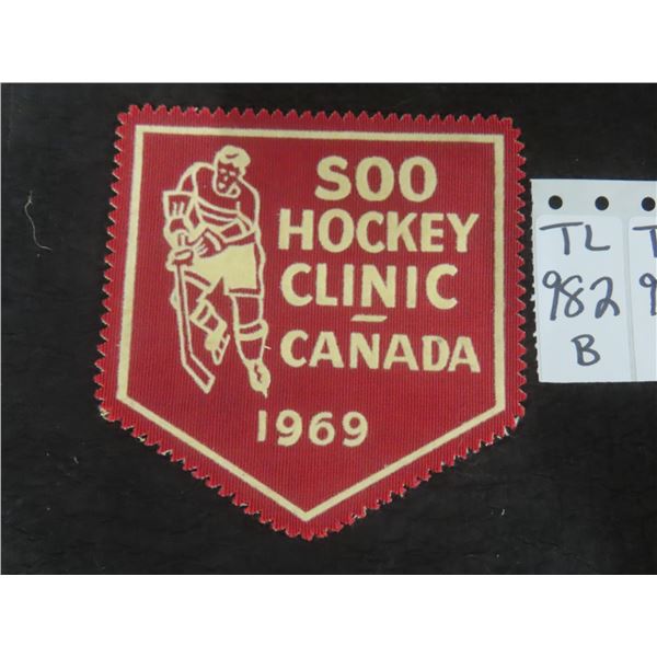 1969 Soo Greyhounds Hockey Clinic Crest, Unused