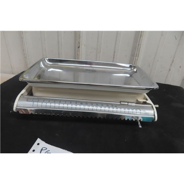 Working Balance-Beam Kitchen Baker’s Scale, Made in Sweden