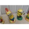 Image 3 : Four Plastic Yard Ornaments