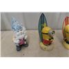 Image 4 : Four Plastic Yard Ornaments