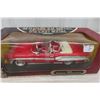 Image 2 : Road Signature 1958 Pontiac Bonneville 1/18 Die-Cast Model with Box