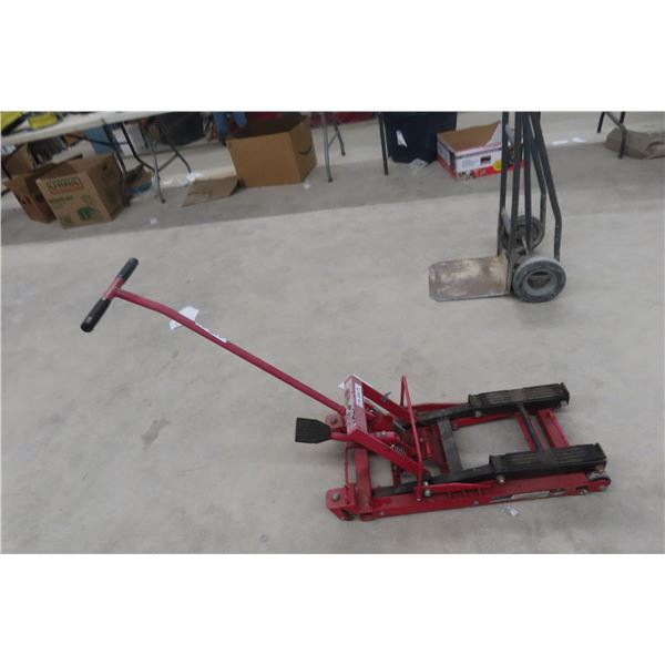 MotoMaster Hydraulic Motorcycle Jack
