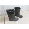 Image 2 : Baffin Insulated Rubber Boots, Size 9