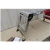 Image 2 : Aluminum Folding Leg Work Stop