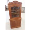 Image 1 : Kramer Corner China Cabinet 75" x 35" x 18" - Made in WPG