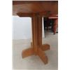 Image 3 : Pedestal Solid Wood Oak Table, 30" High, 42" Diameter