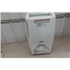 Image 4 : Whirlpool Gold Dehumidifier
