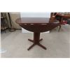 Image 1 : Pedestal Drop-Leaf Table, 30" x 40" x 40"