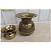 Image 2 : Two Brass Spittoons and Planter
