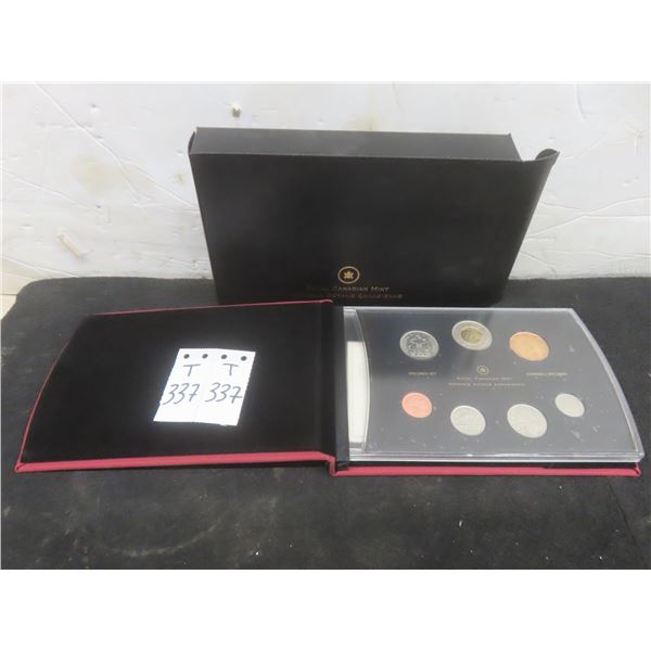 2010 Canadian Specimen Set