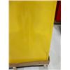 Image 3 : CABINET POUR PRODUITS INFLAMABLES ZENITH 43"x18"x66" (JAUNE) *AVEC BOSSES*