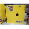Image 1 : CABINET POUR PRODUITS INFLAMABLES JUSTRITE 43"x12"x44" (JAUNE) *AVEC BOSSES*