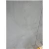 Image 6 : CABINET POUR PRODUITS INFLAMABLES JUSTRITE 43"x18"x66" (GRIS) *AVEC BOSSES*