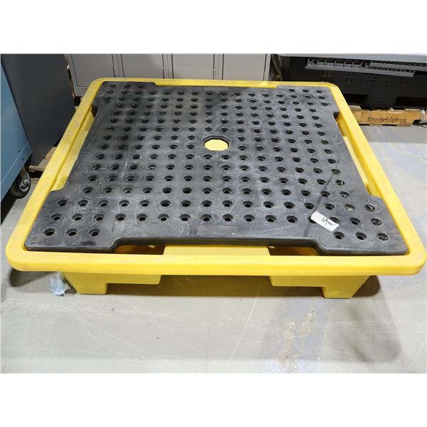 PALETTE DE CONFINEMENT DE DÉVERSEMENTS 57"x57"x12"