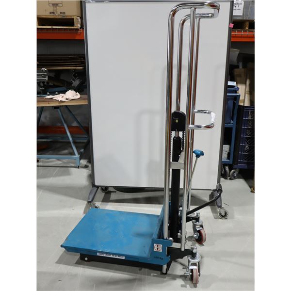 PLATEFORME ÉLÉVATRICE 1000LBS  24041047