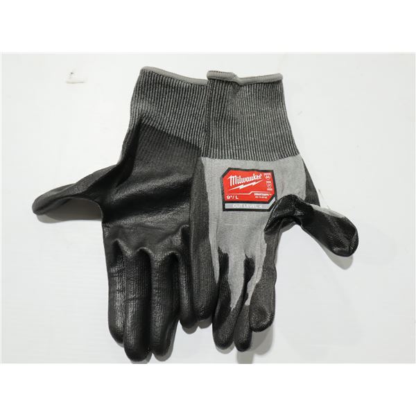 PAIRE DE GANTS MILWAUKEE  gr:MED