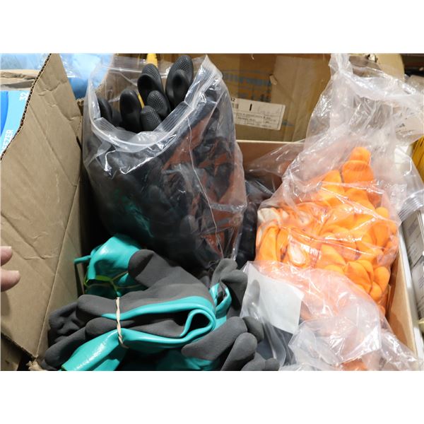 LOT DE 30 PAIRES DE GANTS ASST