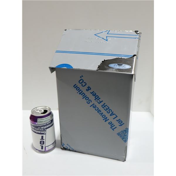 DISTRIBUTEURS DE SERVIETTES (ENDOMMAGER)