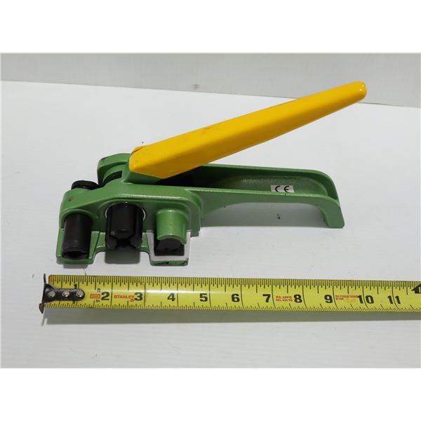 OUTIL DE STRAPPEUSE KLETON