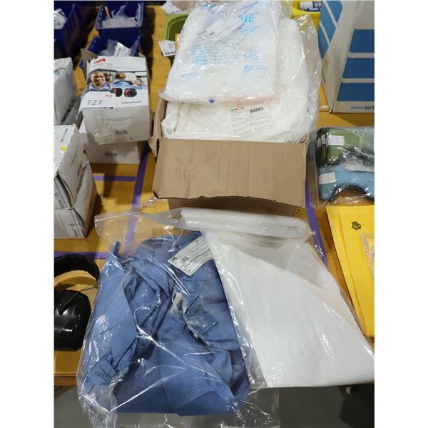 LOT DE COUVRE TOUT ETC ASST