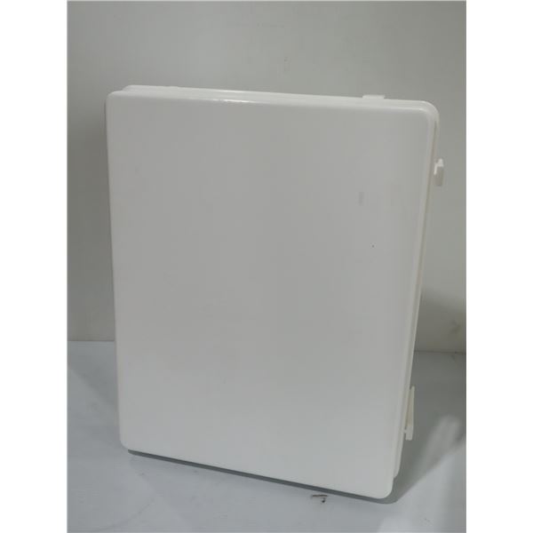 ITEMS DE PREMIER SOIN ASST AVEC COFFRETTE