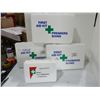 Image 1 : LOT DE 4 TROUSSES DE PREMIER SECOURS ASST