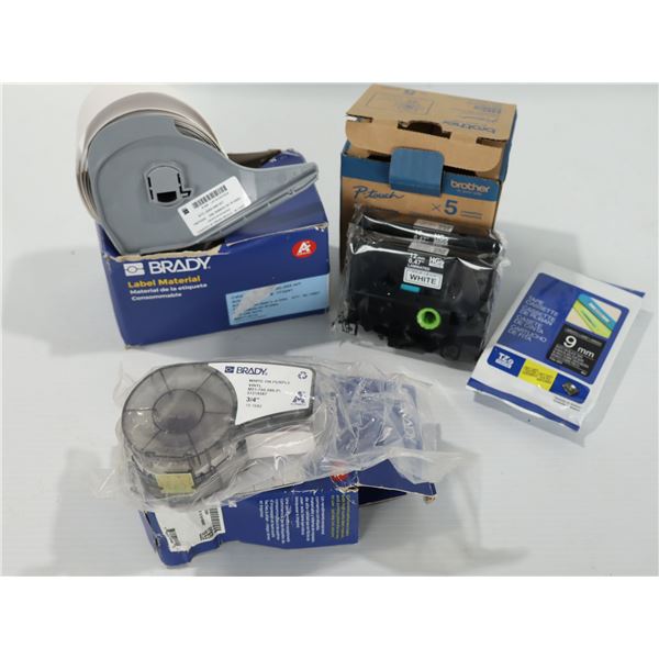 LOT DE PRODUITS BRADY & BROTHER ASST