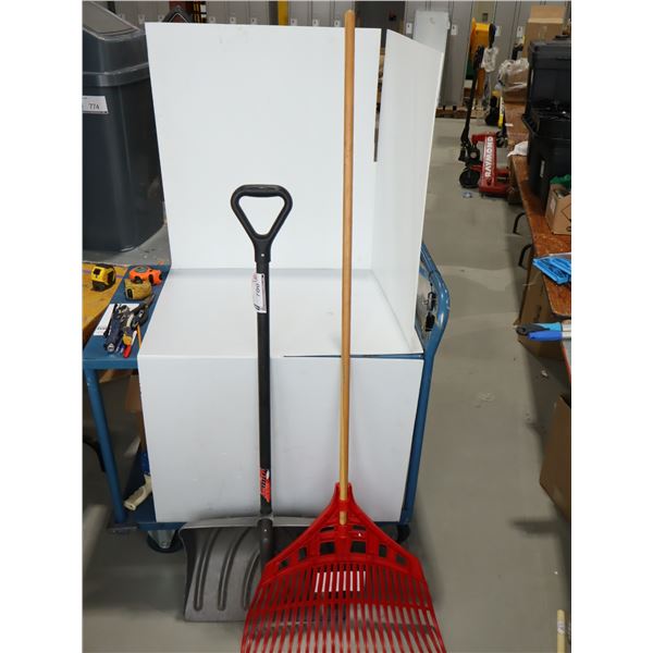 LOT:  PELLE ET RÂTEAU