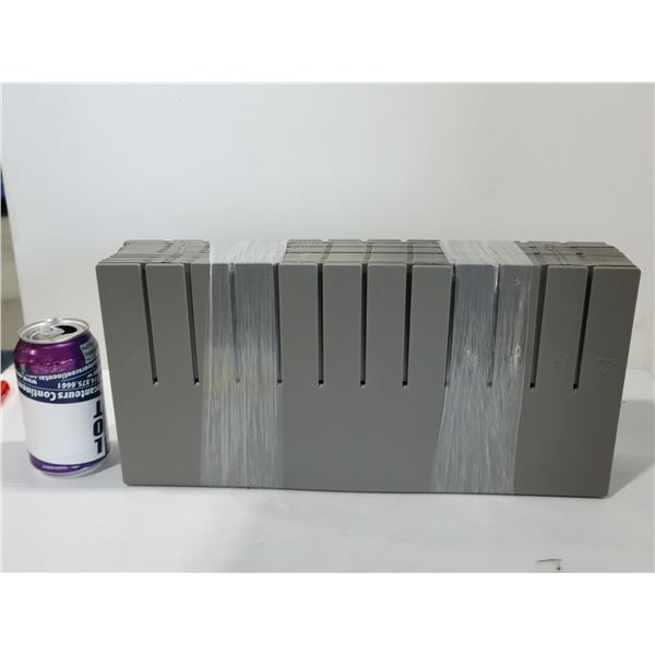 PKG DE 25 DIVISEURS EN PLASTIQUES 15-1/4"x7-1/2"