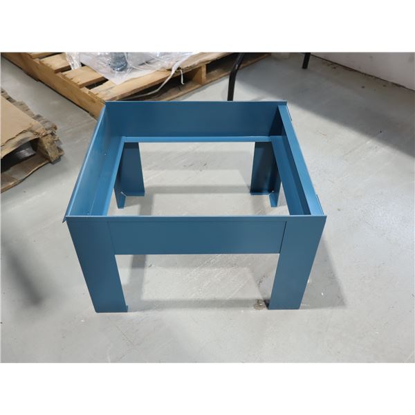 BASE EN MÉTAL DE 12″ POUR STACKRACK CA778