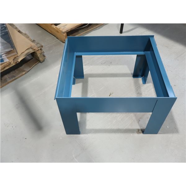BASE EN MÉTAL DE 12″ POUR STACKRACK CA778