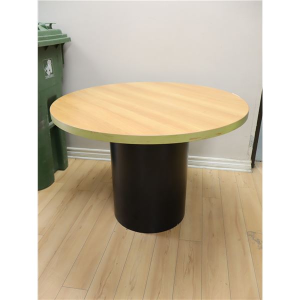 TABLE RONDE 42"d.