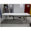 Image 1 : TABLE PLIANTE EN PLASTIQUE 8'x30"
